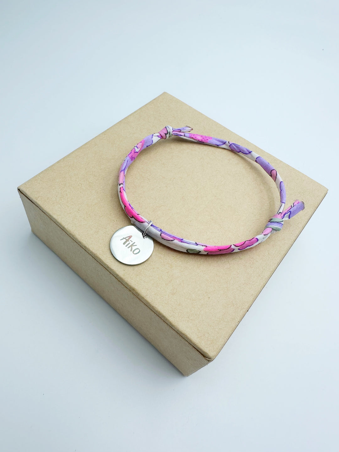 Bracelet souvenir personnalisé – Portrait de votre chien gravé